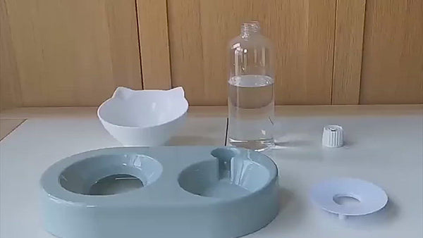 PAWS ASIA Manufacturers Adjustable 15 Degree Tilted 2 In 1 Feeding Bottle Cat Shape Bowl
