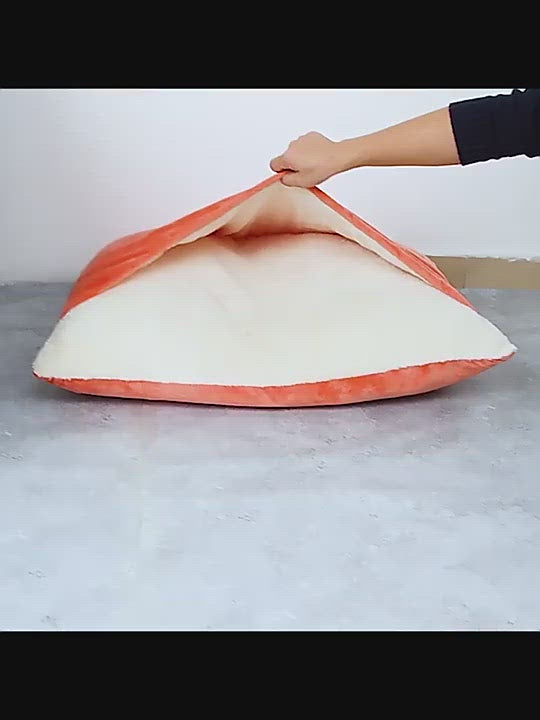 PAWS ASIA Wholesale New Washable Anti Anxiety Plush Large Cute Cat Dog Bed With Blanket Cover