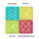 PAWS ASIA Wholesale Safe Silicone Slow Feeder Dog Lick Mat Pet Bath Train Food Plate Suck On The Wall