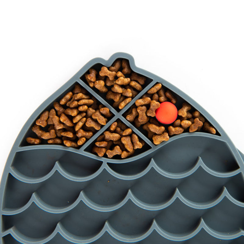 PAWS ASIA Suppliers Silicone Slow Feeder Bath Distraction Dog Lick Pad  Funny Distraction Grooming Mat