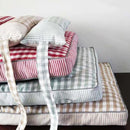 PAWS ASIA Suppliers Modern Large Square Washable Soft Fluffy Stripes Pillow Cat Bed Dog