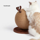 PAWS ASIA Suppliers Eco Friendly Sisal Handmade Christmas Cute Cat Toy Scratcher Ball With Antlers