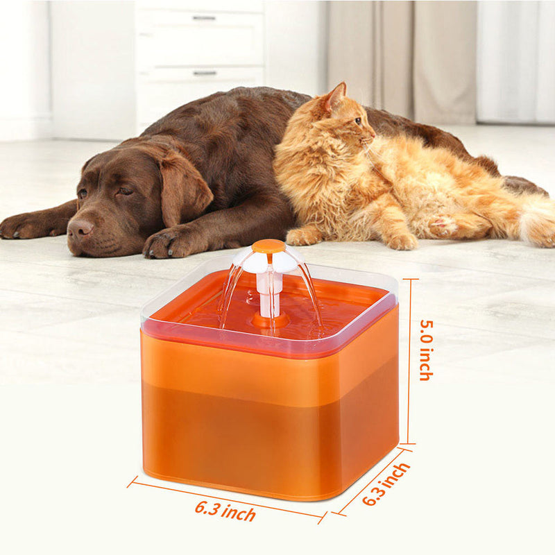 PAWS ASIA Wholesale New Cute Pet Automatic Feeder Dog Cat Water Dispenser 2L